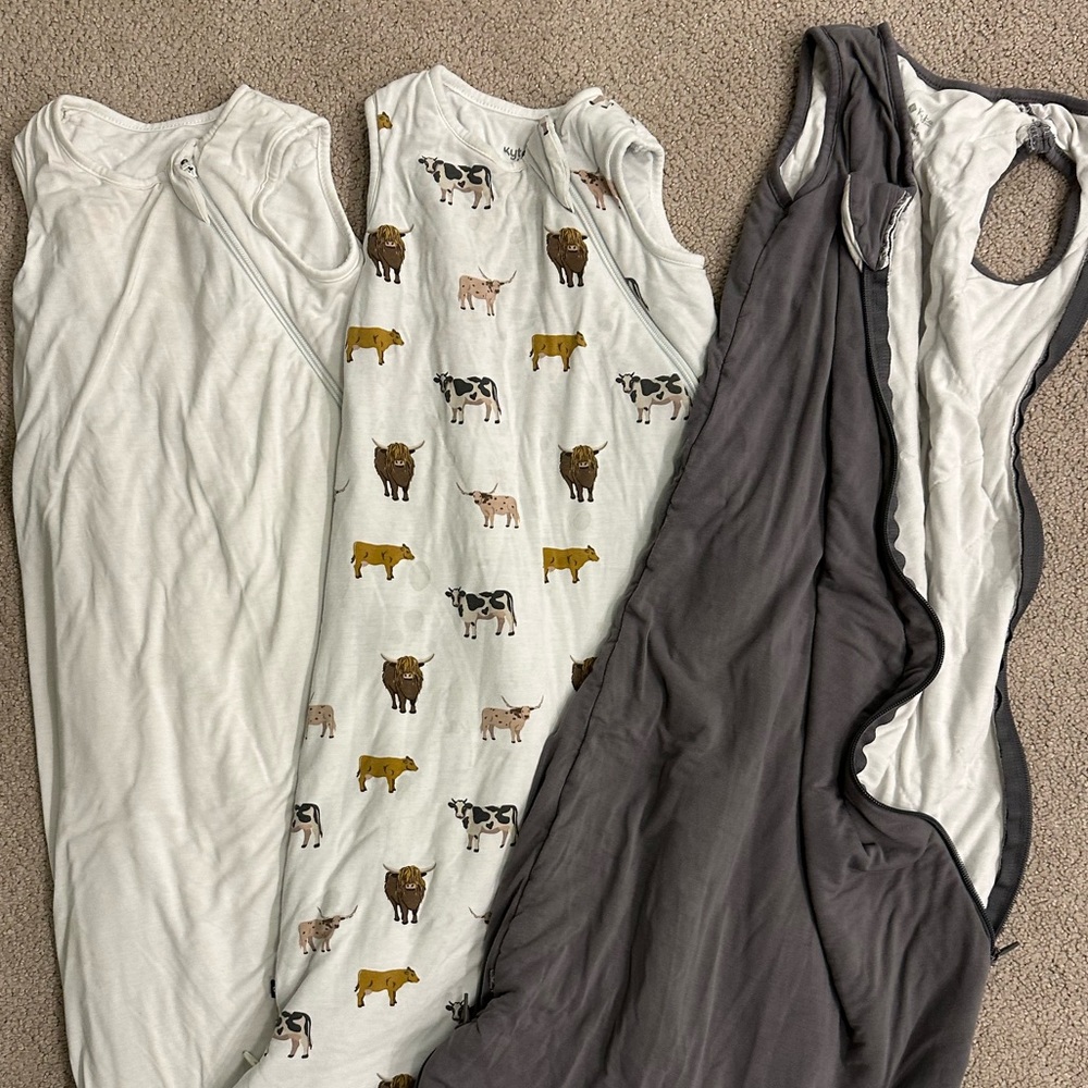 1.0 To Kyte Baby Sleep Sack Bundle (Charcoal, Cloud, Moo Cow Print)